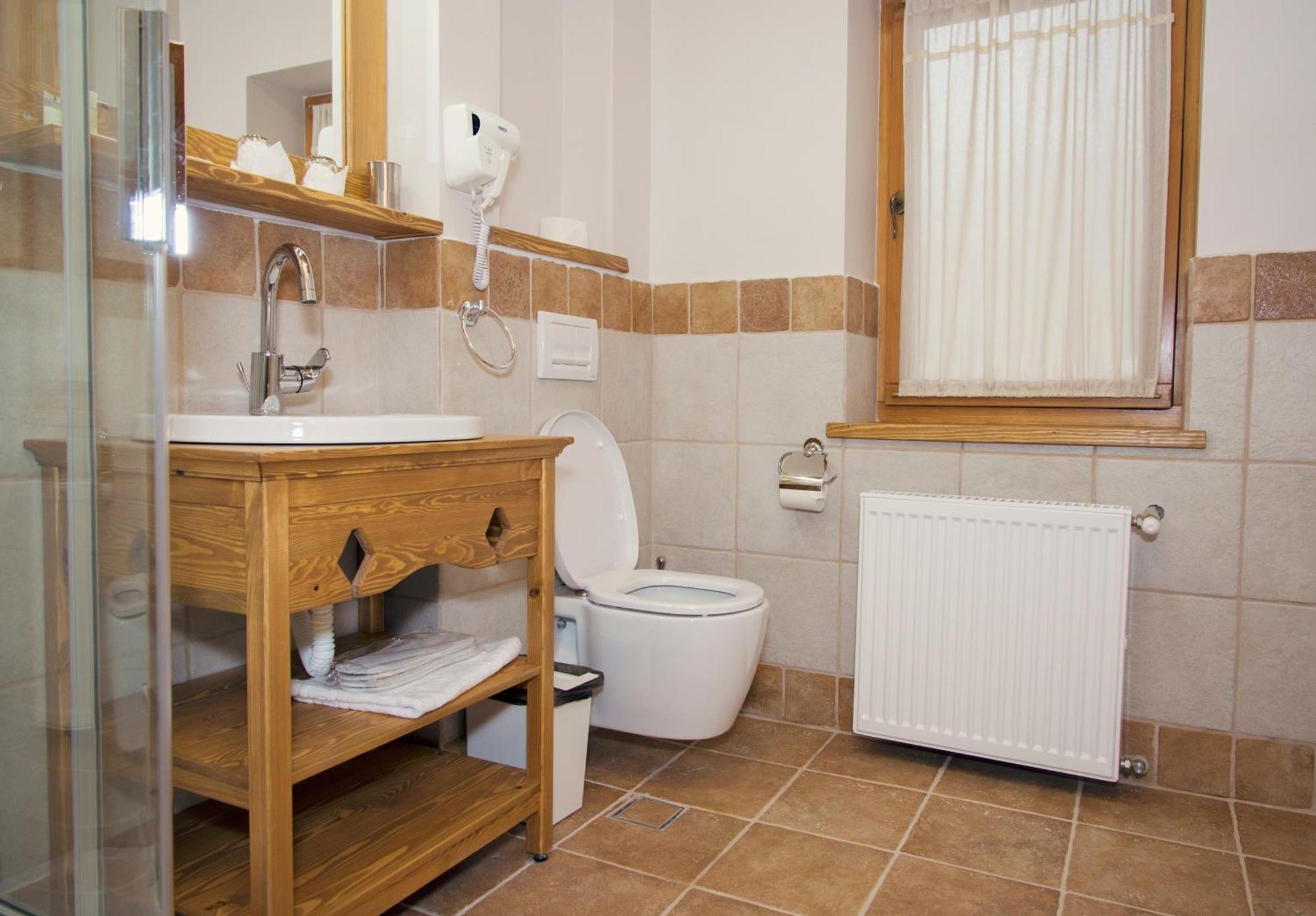 Samedru Hotel Măgura Kamer foto