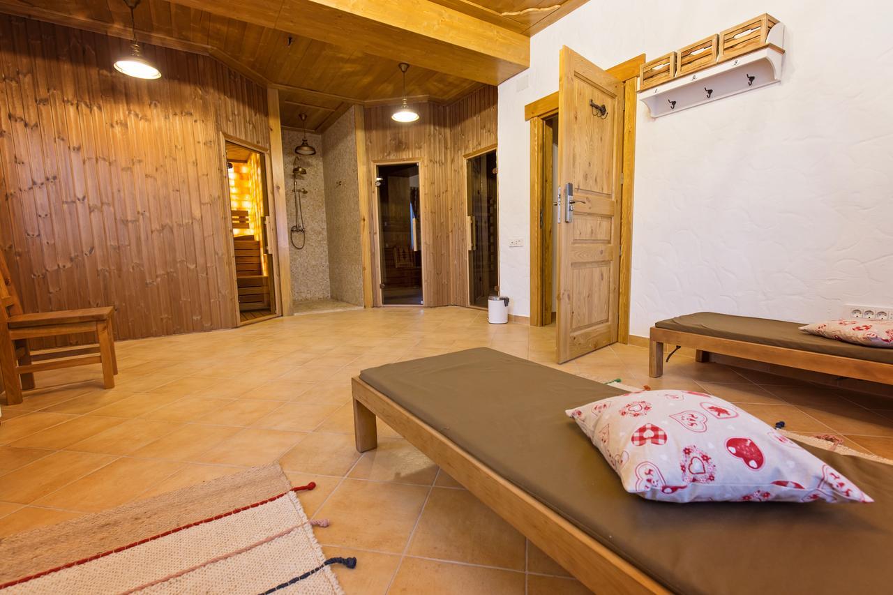 Samedru Hotel Măgura Buitenkant foto